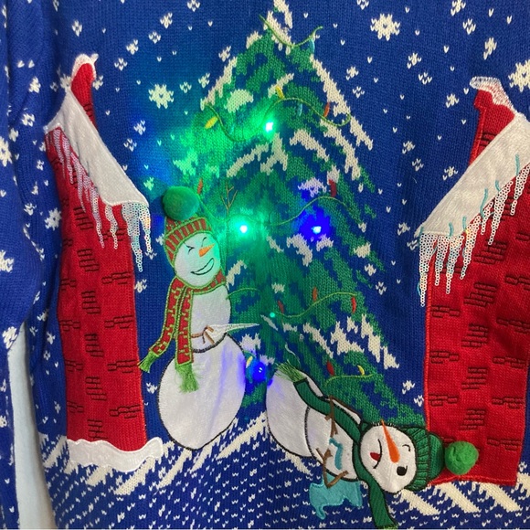 Funny/Ugly L light up Christmas sweater. Blue with snowman scene. Has won 1st!! - Picture 3 of 10